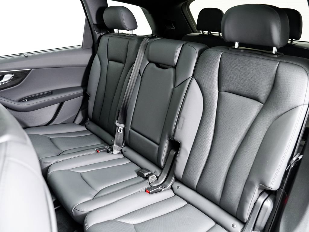 Used 2021 Audi Q7 3.0T Premium Plus image 23