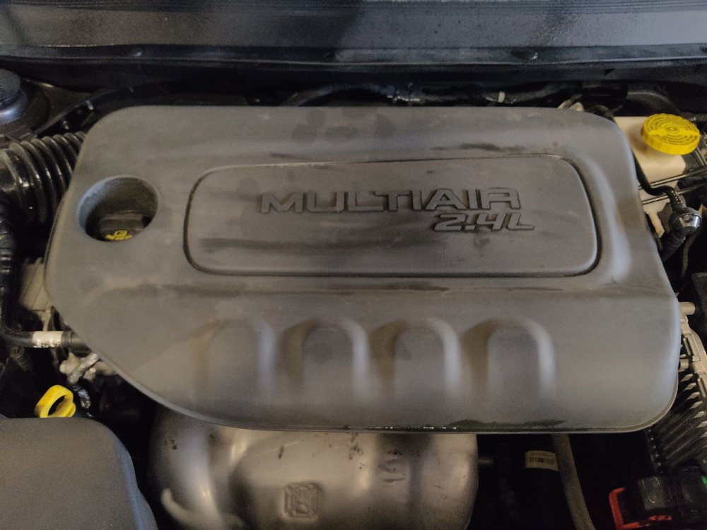 Used 2021 Jeep Cherokee Latitude Plus FWD image 30
