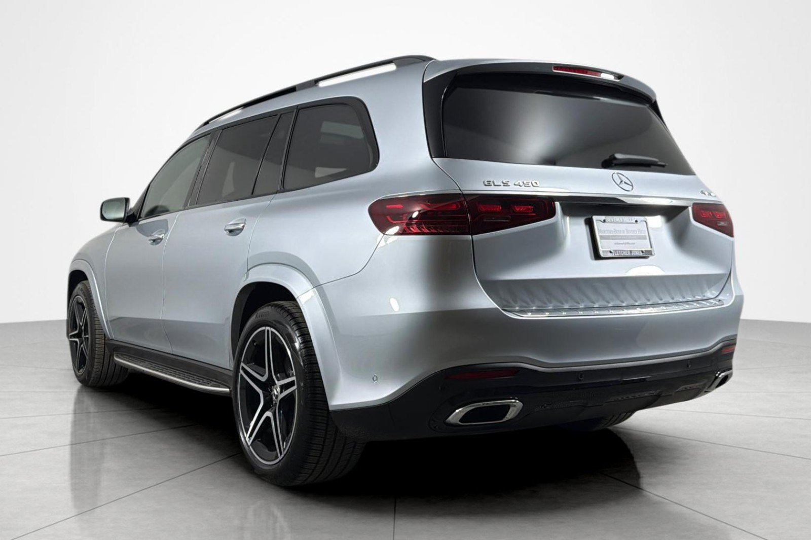 Used 2026 Mercedes-Benz GLS 450 4MATIC image 3