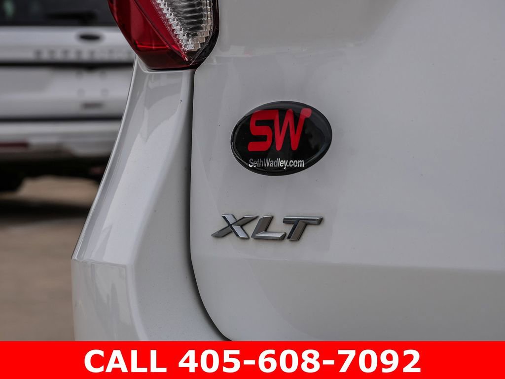 Used 2023 Ford Explorer XLT w/ Equipment Group 202A RWD image 11