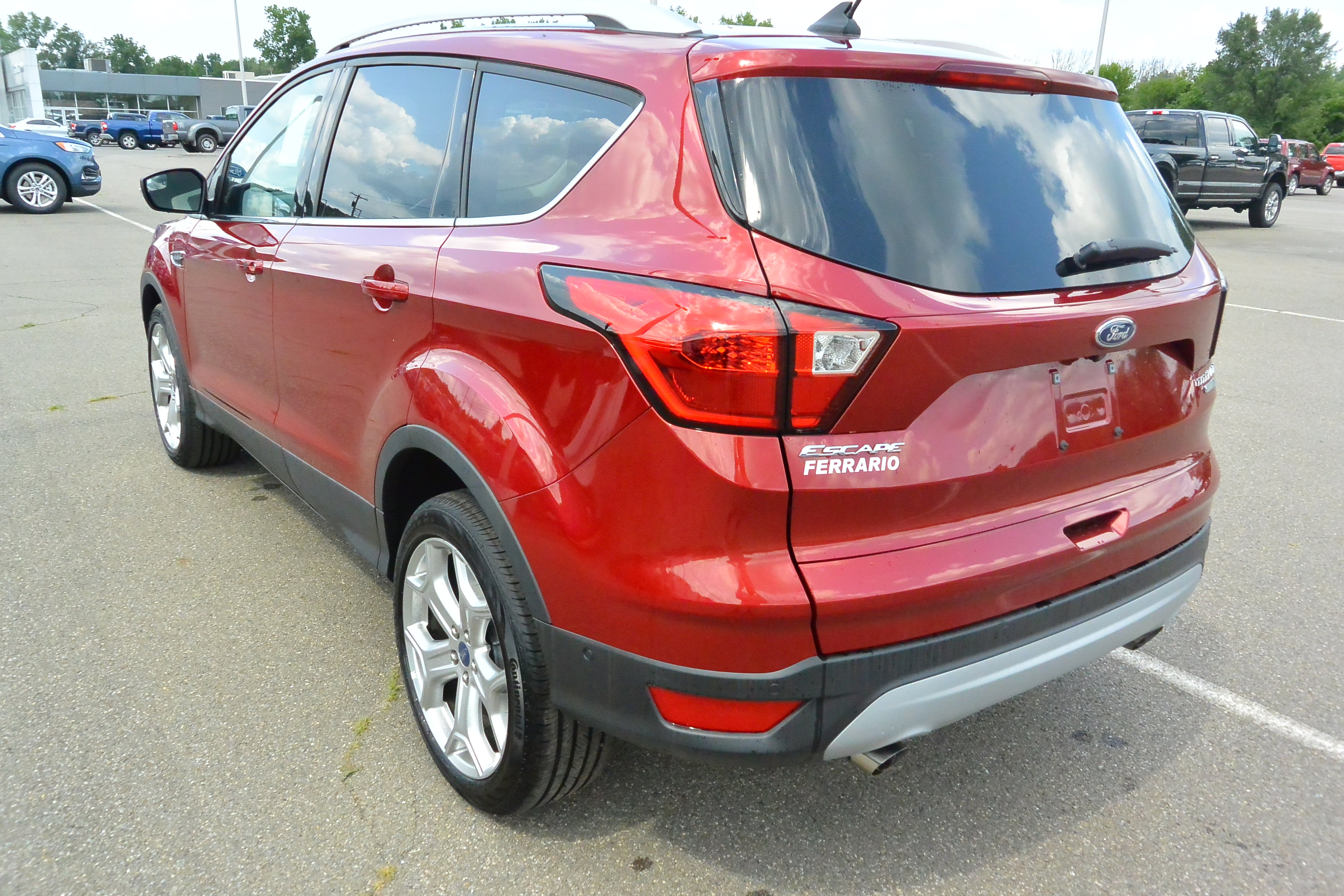 Used 2019 Ford Escape Titanium image 6