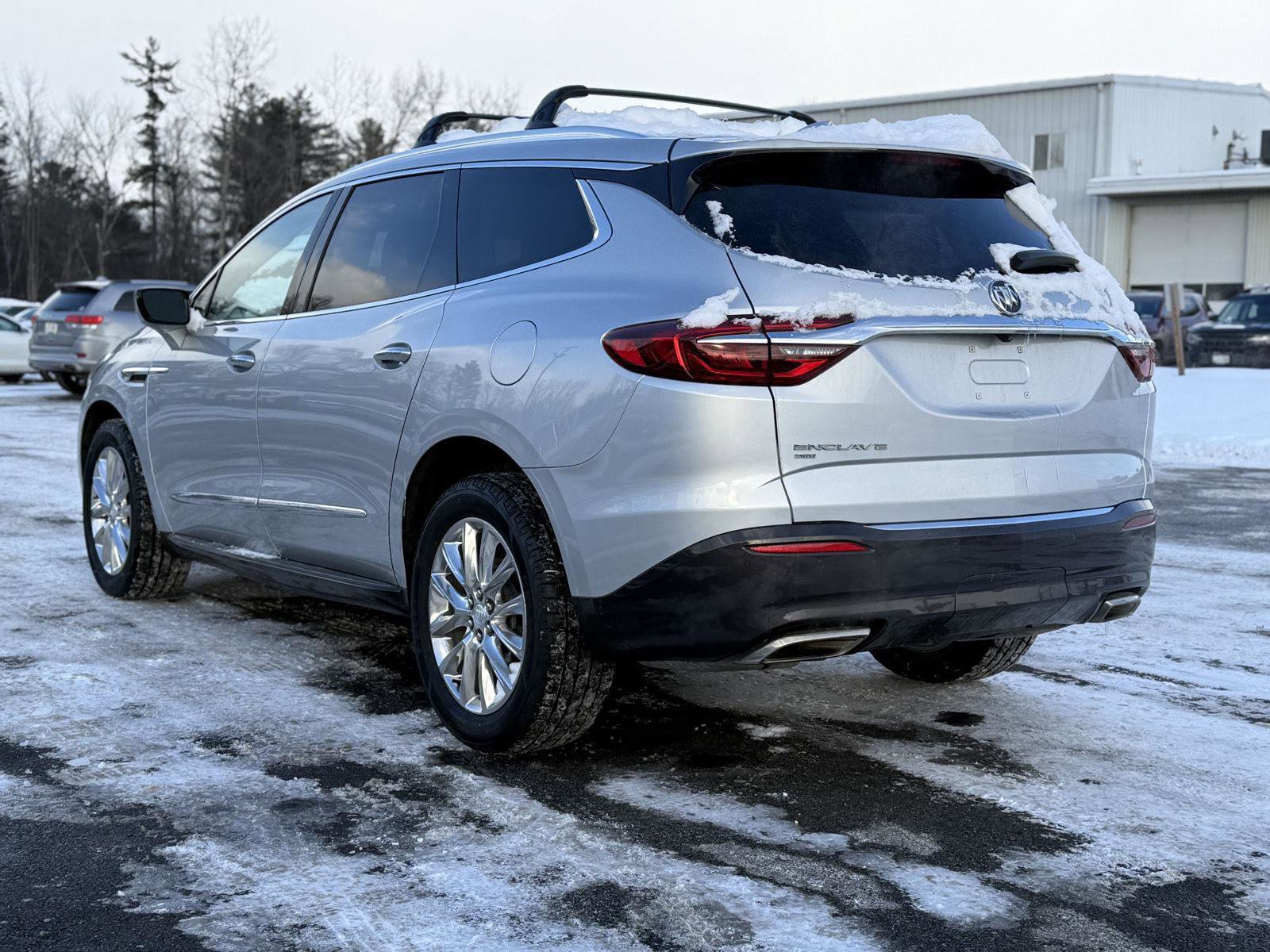 Used 2021 Buick Enclave Premium w/ Sun and Sites Package image 7
