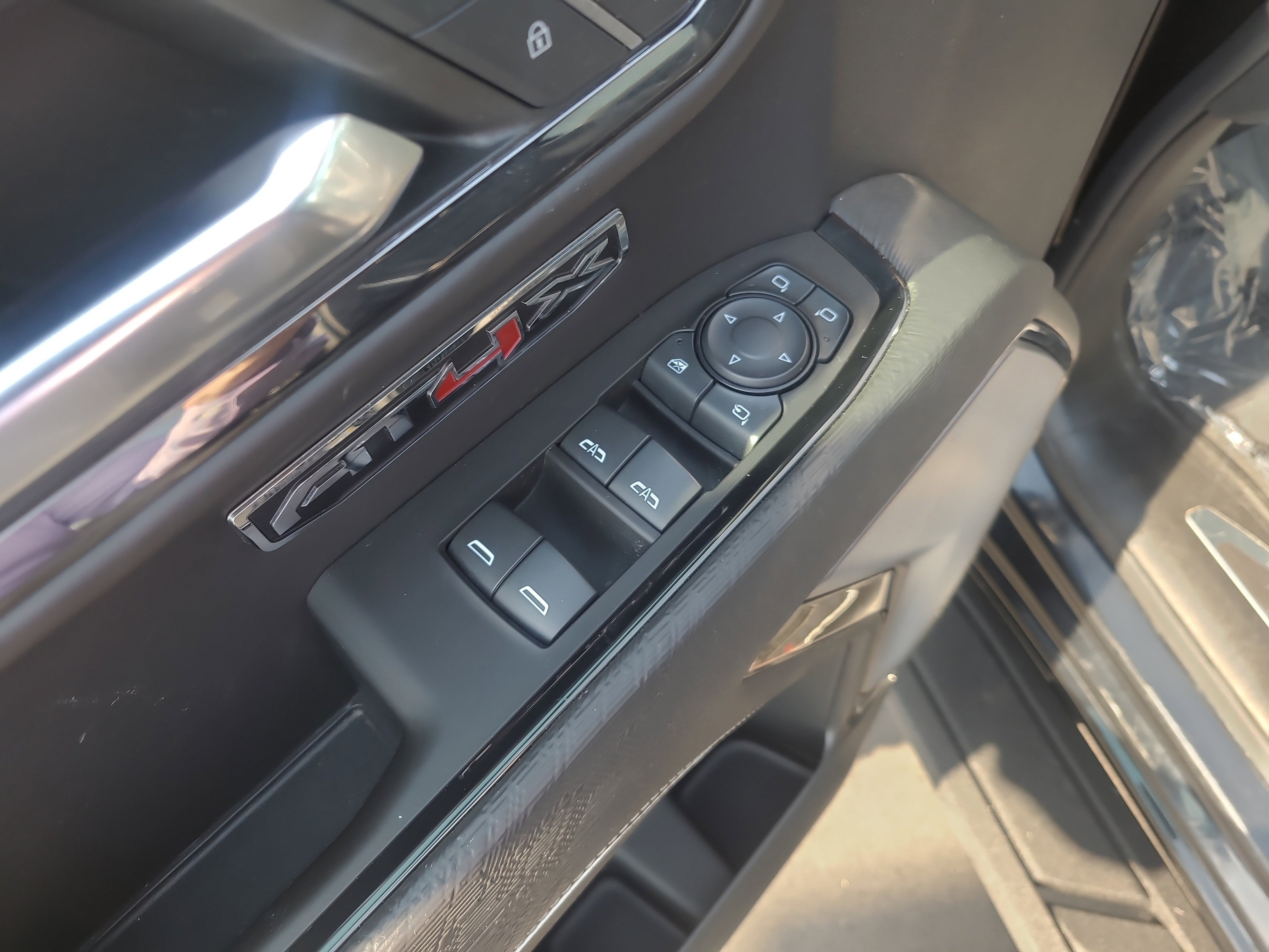 Used 2024 GMC Sierra 1500 AT4X image 14