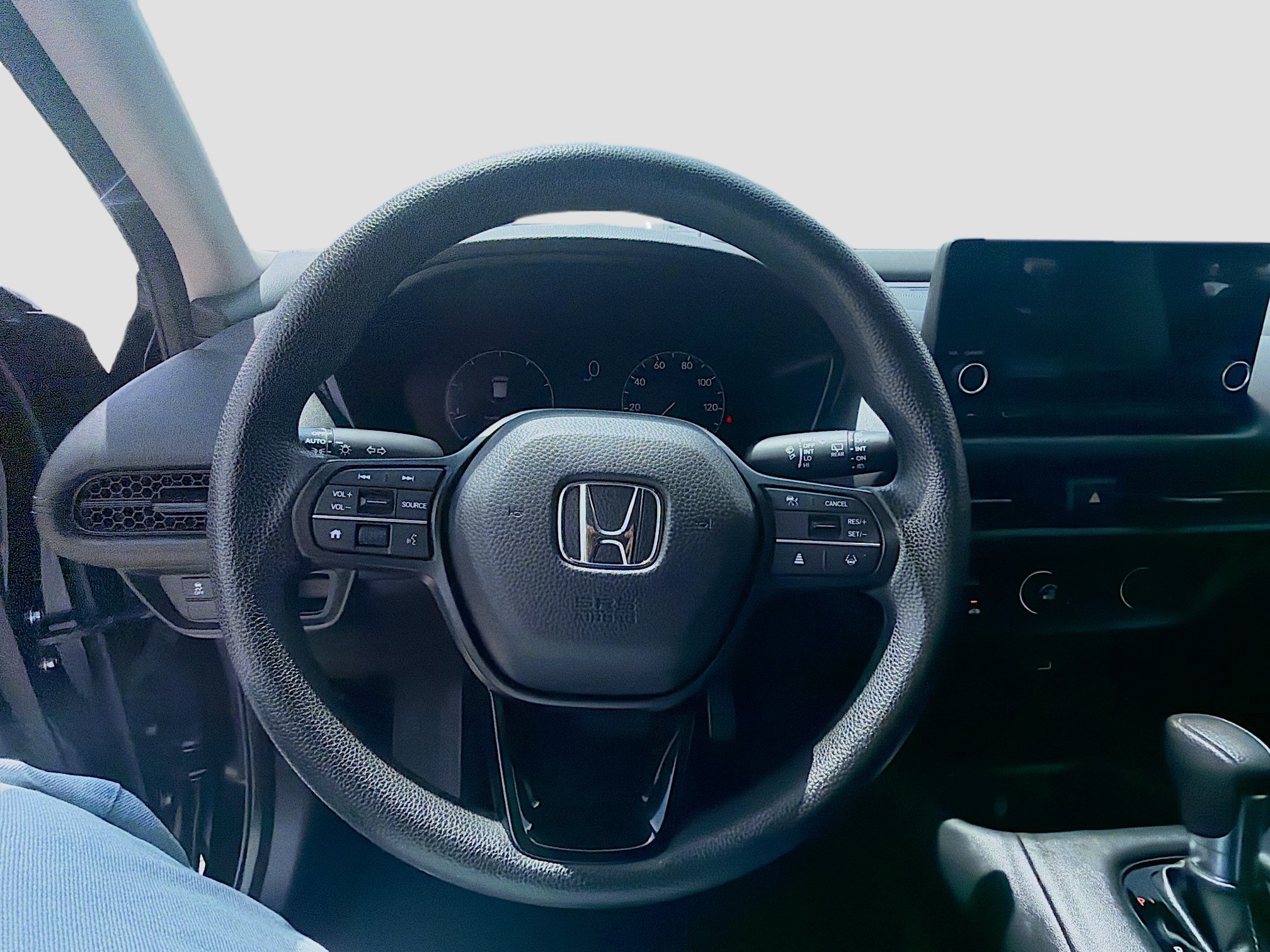 Used 2024 Honda HR-V LX image 10
