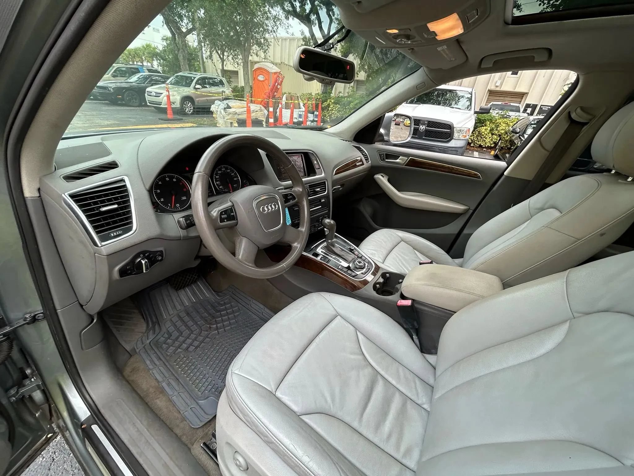 Used 2011 Audi Q5 3.2 Premium Plus AWD/4WD image 26