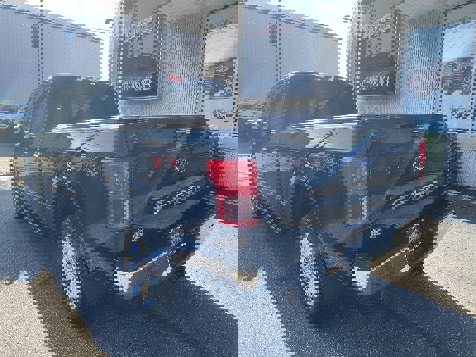 Used 2020 Ford F150 Lariat w/ Equipment Group 502A Luxury AWD/4WD image 6