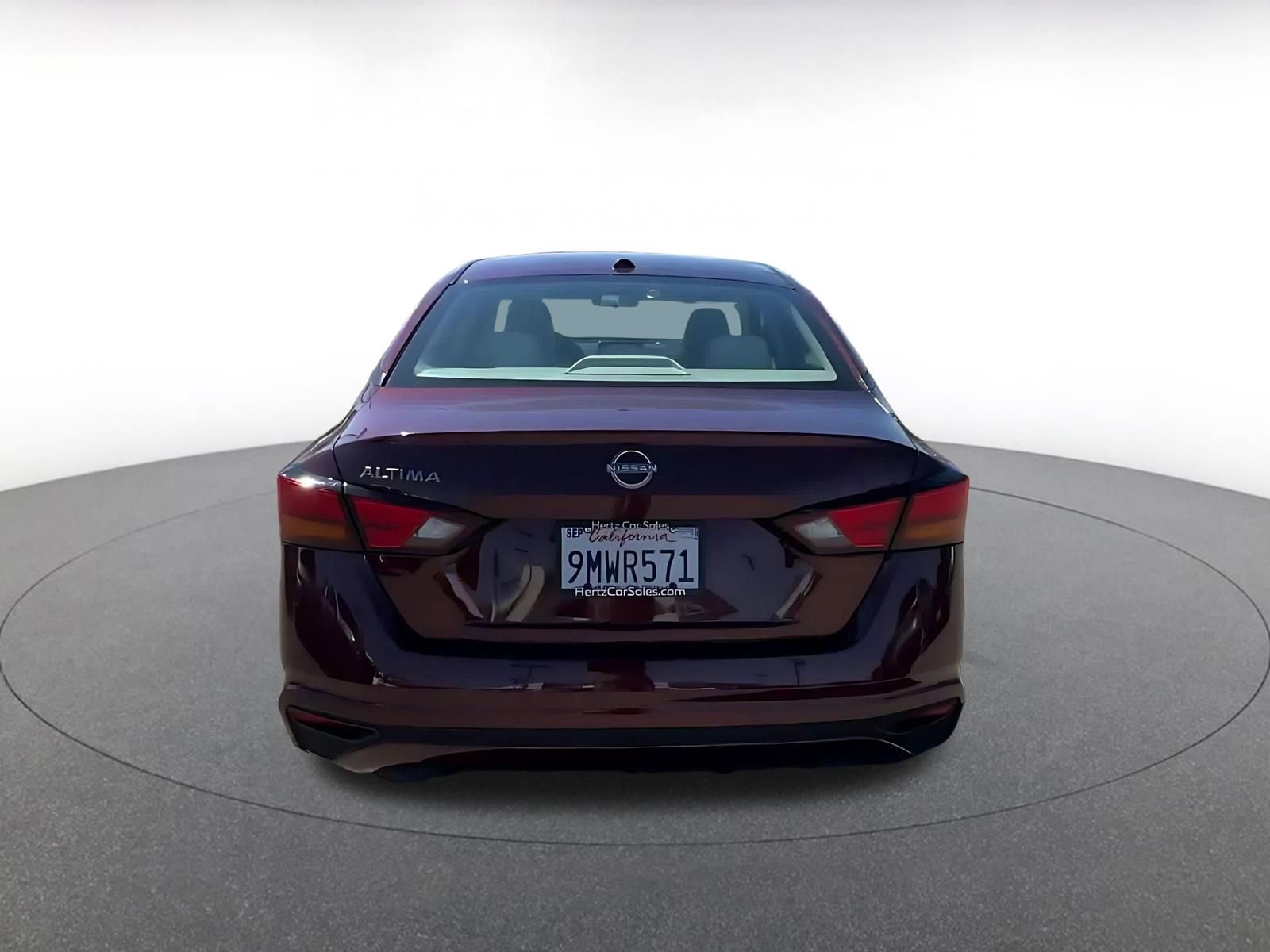 Used 2025 Nissan Altima 2.5 SV image 12