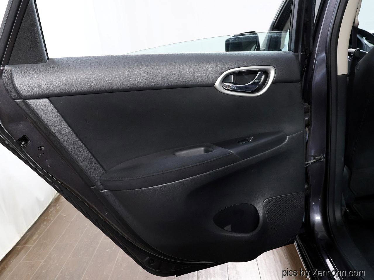 Used 2013 Nissan Sentra SV FWD image 26