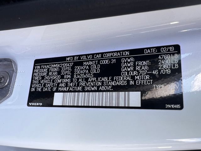 Used 2019 Volvo XC40 T4 R-Design image 37