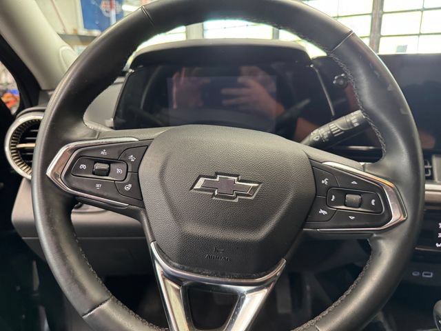 Used 2024 Chevrolet Trax ACTIV w/ Sunroof Package FWD image 23
