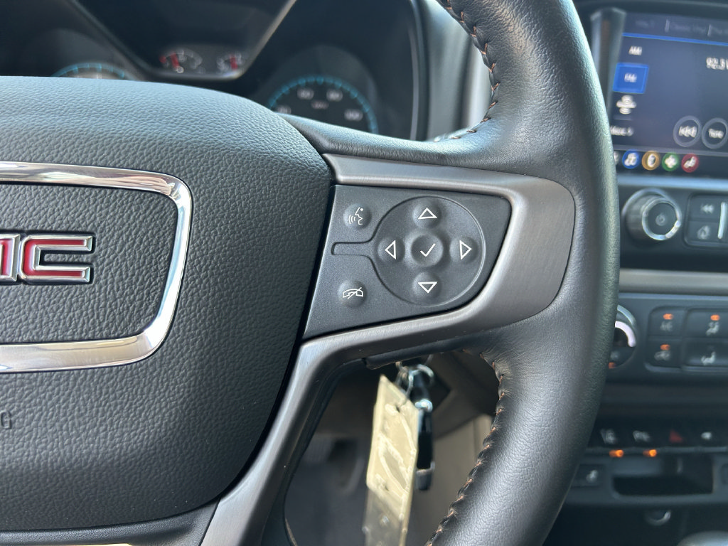 Used 2022 GMC Canyon AT4 AWD/4WD image 30