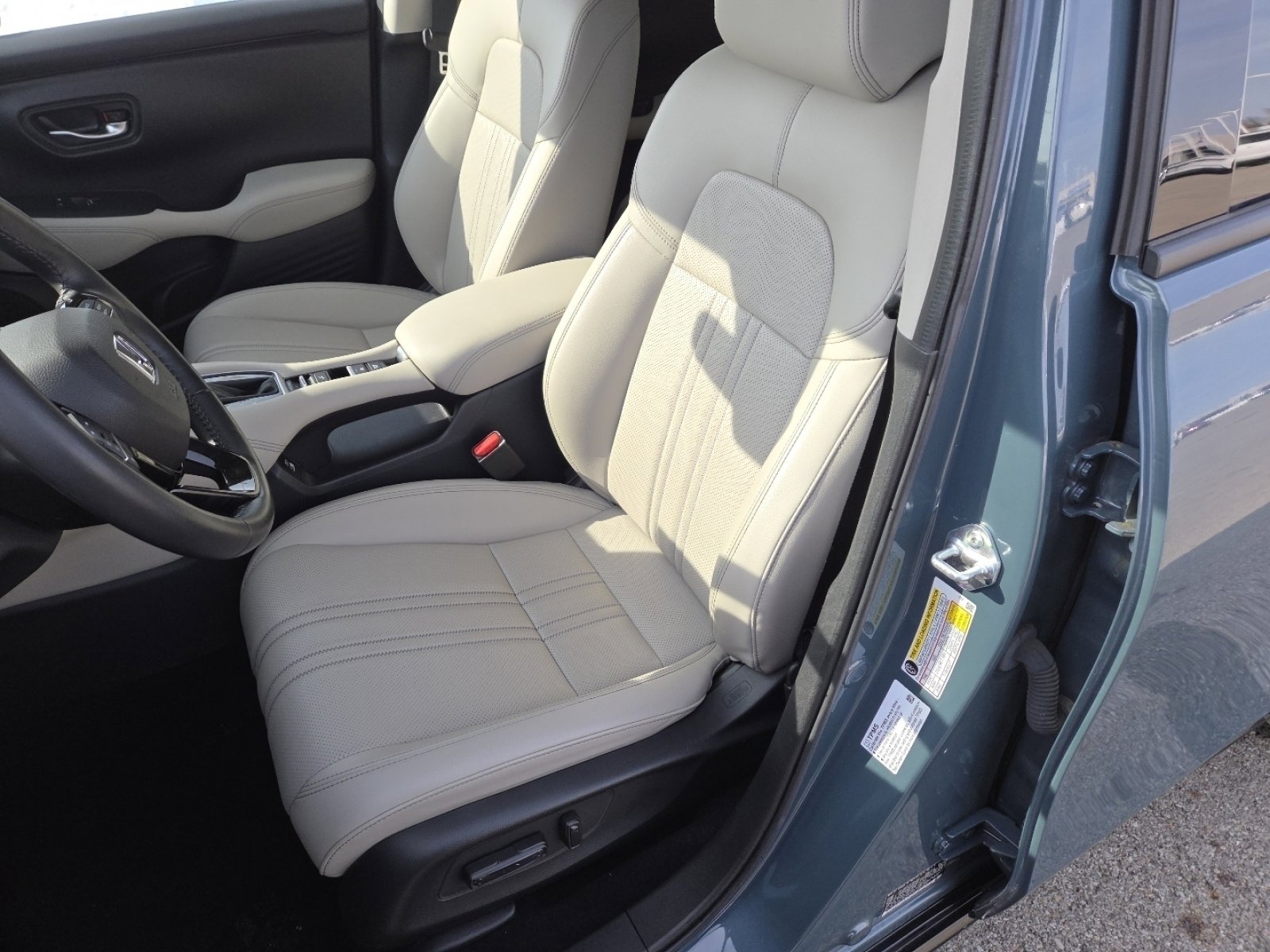 Used 2023 Honda HR-V EX-L image 22