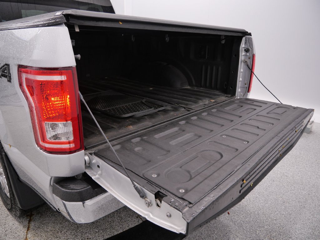 Used 2015 Ford F150 XLT w/ Equipment Group 301A Mid AWD/4WD image 12