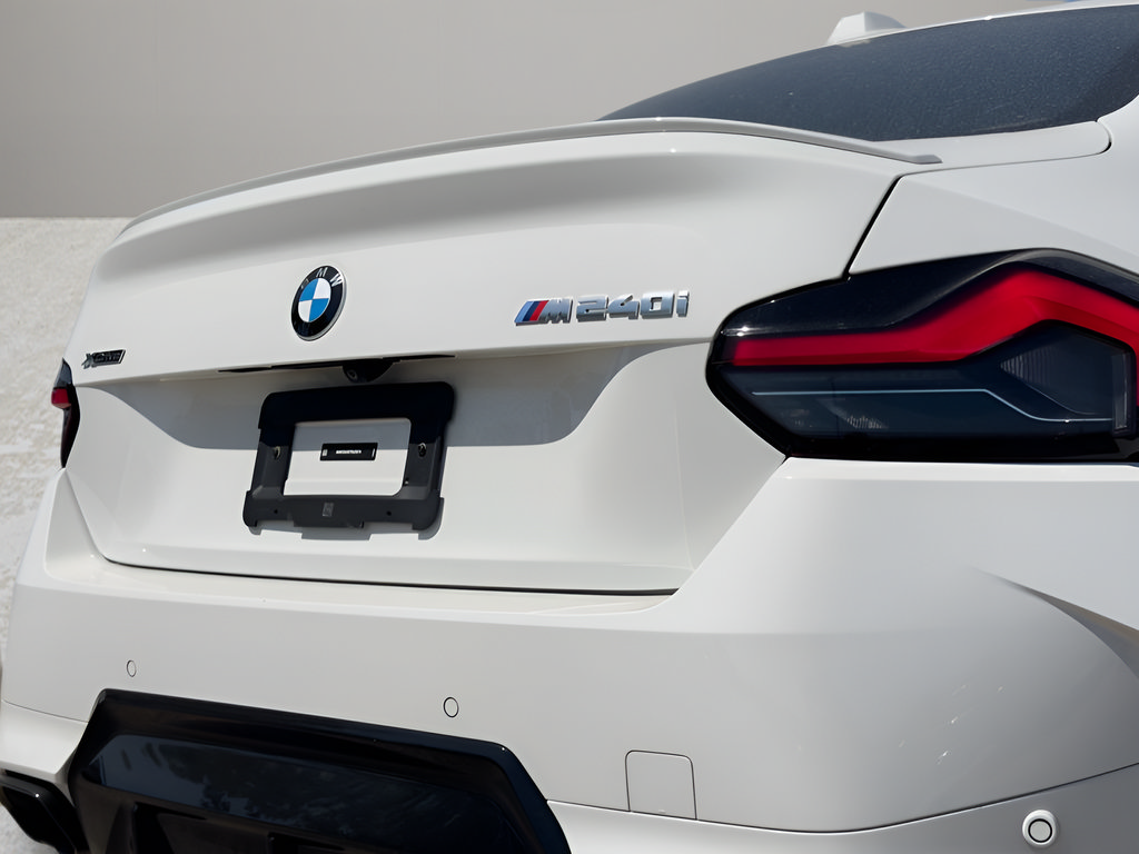 Used 2026 BMW M240i xDrive Coupe AWD/4WD image 29