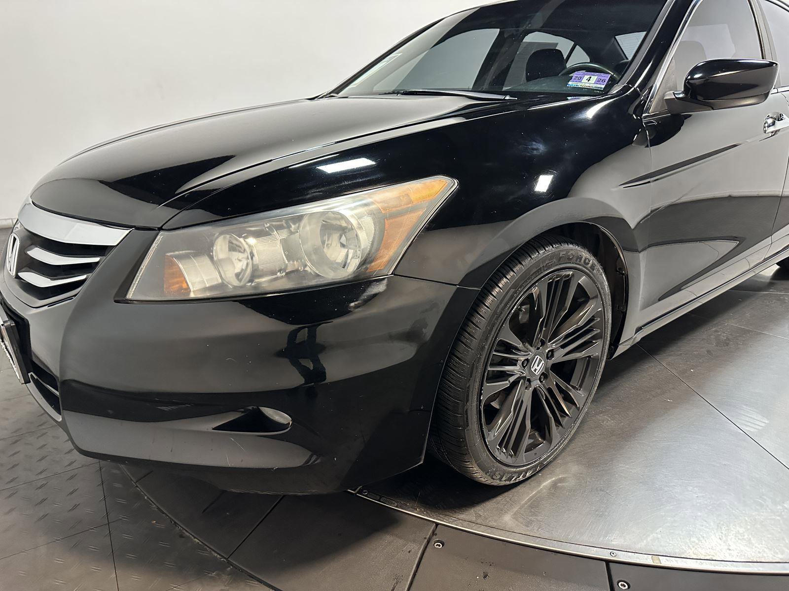 Used 2011 Honda Accord EX-L image 7