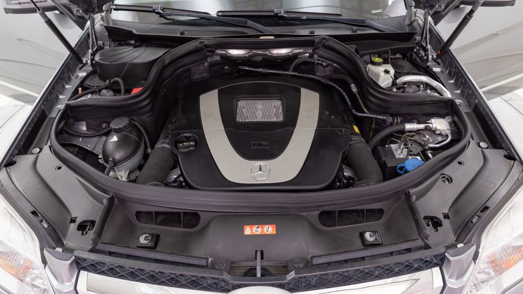 Used 2012 Mercedes-Benz GLK 350 4MATIC image 24