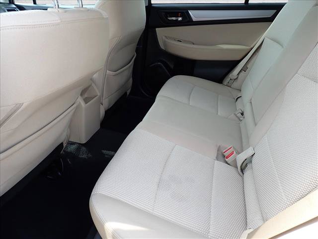 Used 2016 Subaru Outback 2.5i Premium AWD/4WD image 8
