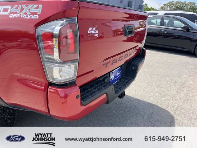 Used 2021 Toyota Tacoma TRD Off-Road w/ Technology Package image 10