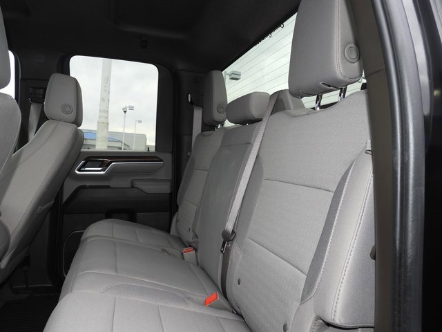 Used 2025 Chevrolet Silverado 2500 LT image 41