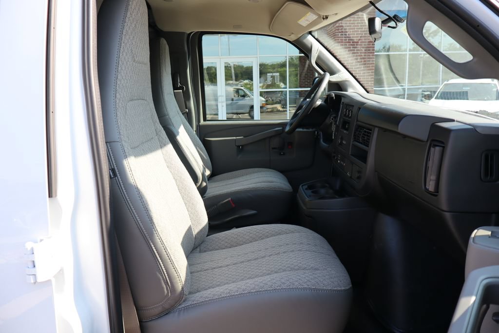 New 2025 Chevrolet Express 2500 w/ Driver Convenience Package RWD image 45