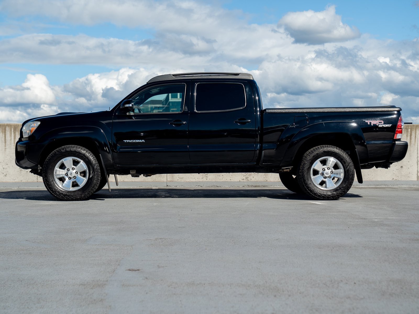 Used 2013 Toyota Tacoma PreRunner w/ TRD Sport Pkg RWD image 3