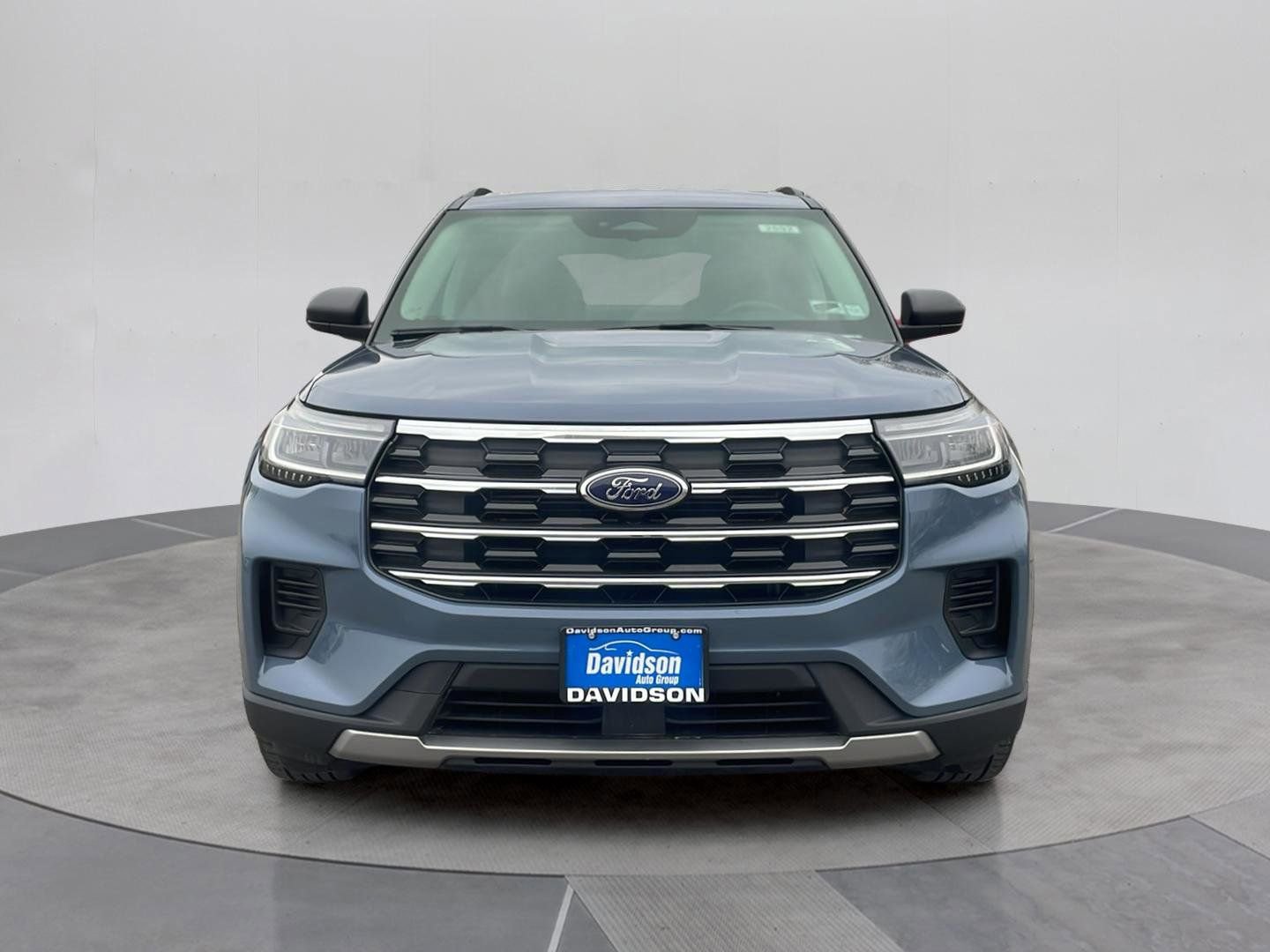 Certified 2025 Ford Explorer Active image 9