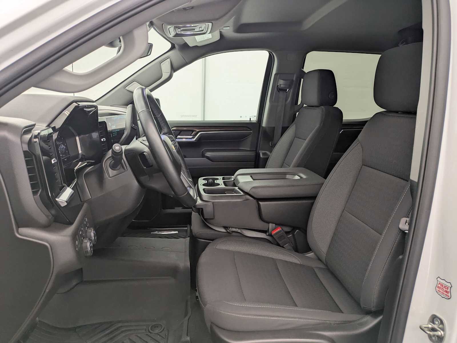 Used 2024 Chevrolet Silverado 1500 LT AWD/4WD image 17