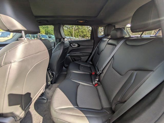 New 2026 Jeep Compass Latitude w/ Sun and Sound Group image 12