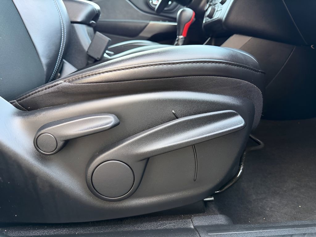 Used 2020 Jeep Cherokee Latitude Plus image 29