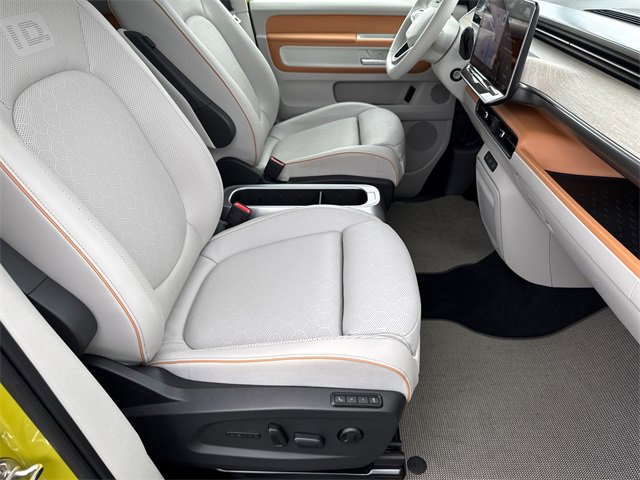Certified 2025 Volkswagen ID. Buzz 1st Edition image 20