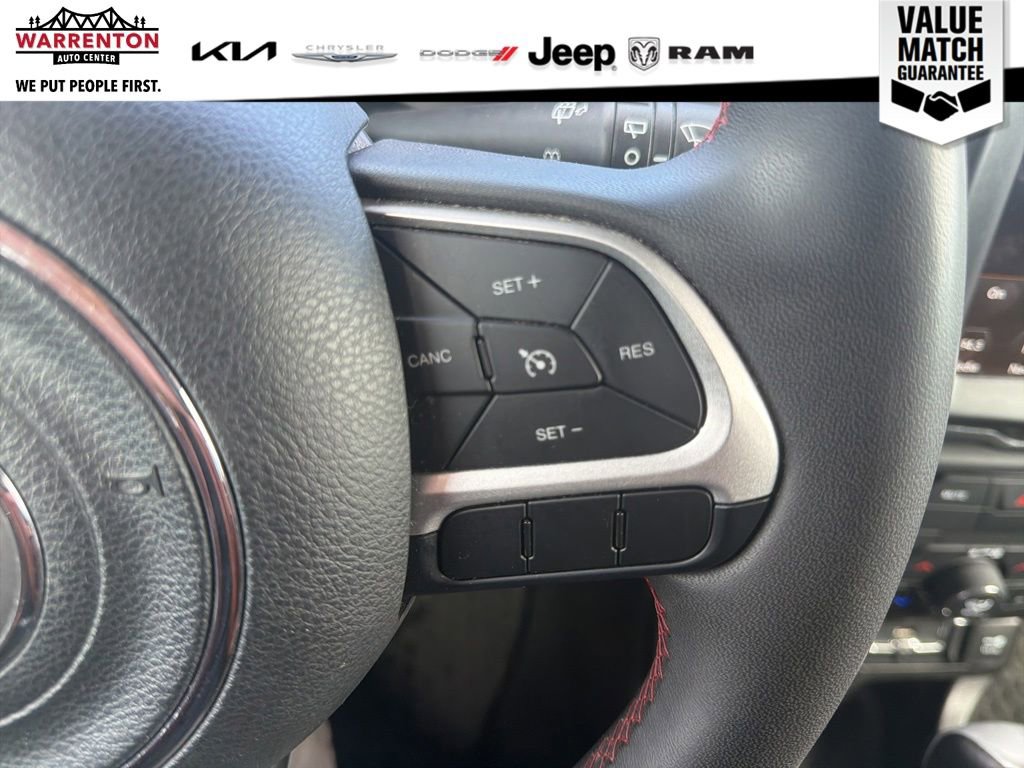 Used 2023 Jeep Renegade Trailhawk AWD/4WD image 18