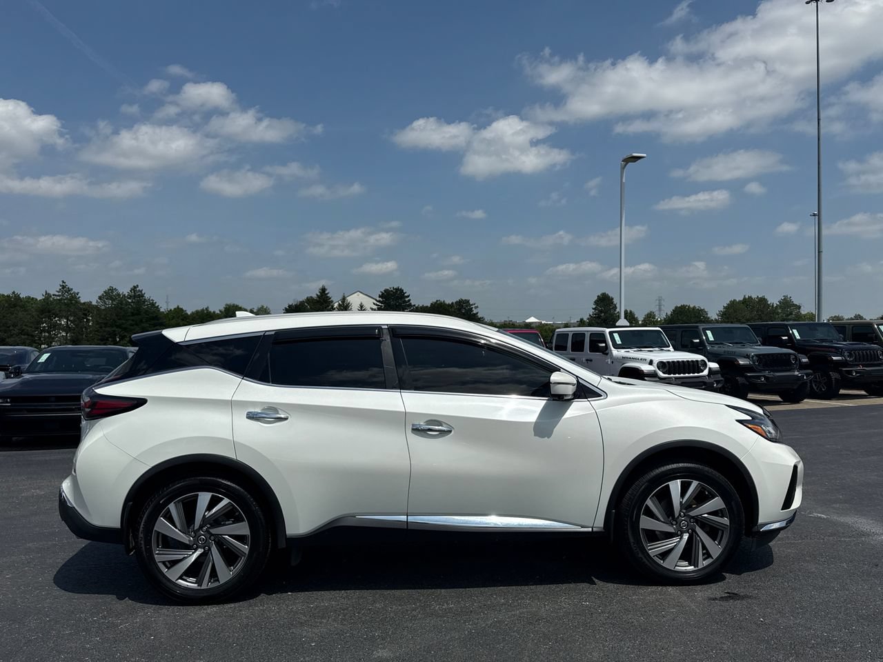 Used 2019 Nissan Murano SL AWD/4WD image 2