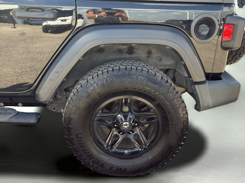 Used 2021 Jeep Wrangler Unlimited Sport AWD/4WD image 40