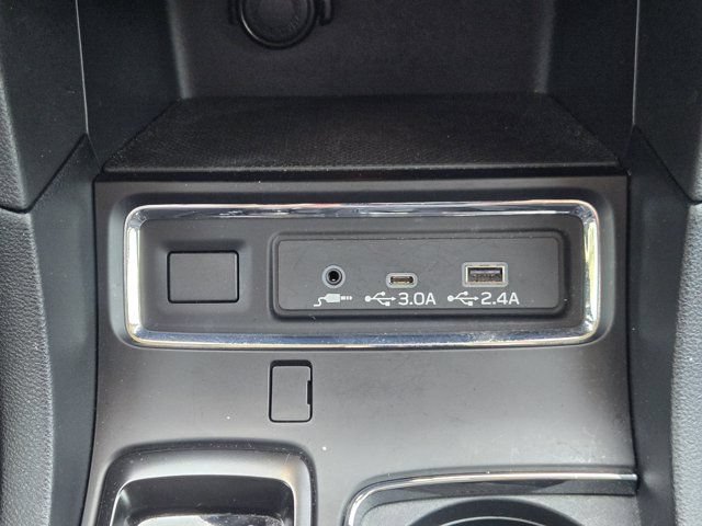 Used 2025 Subaru Ascent Onyx Edition AWD/4WD image 19