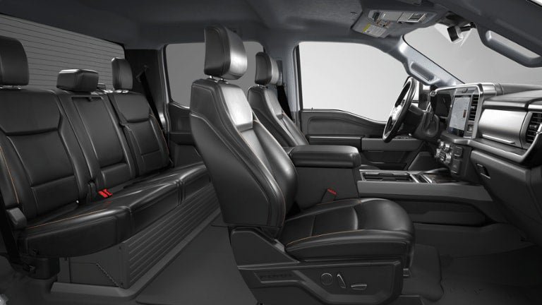 New 2026 Ford F350 4x4 Crew Cab DRW Super Duty image 5