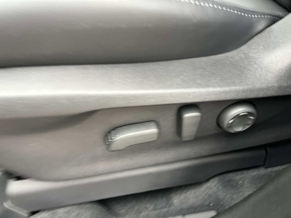 New 2026 Subaru Ascent Limited image 26