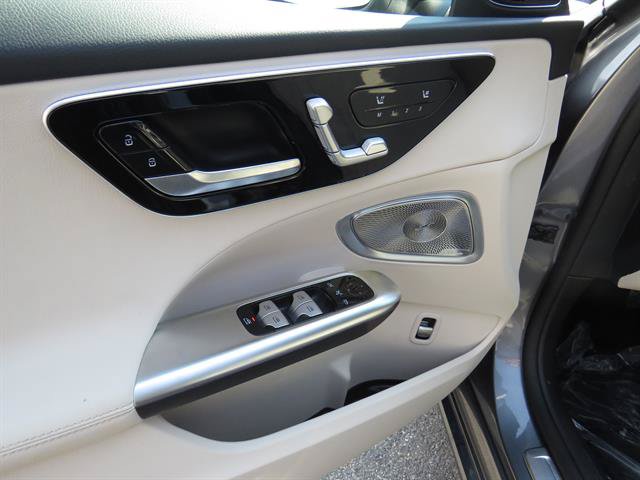 Used 2026 Mercedes-Benz C 300 4MATIC Sedan image 8
