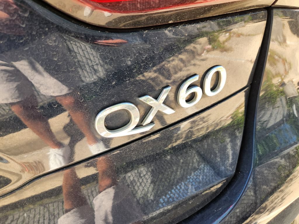 Used 2017 INFINITI QX60 FWD w/ Deluxe Technology Package image 10