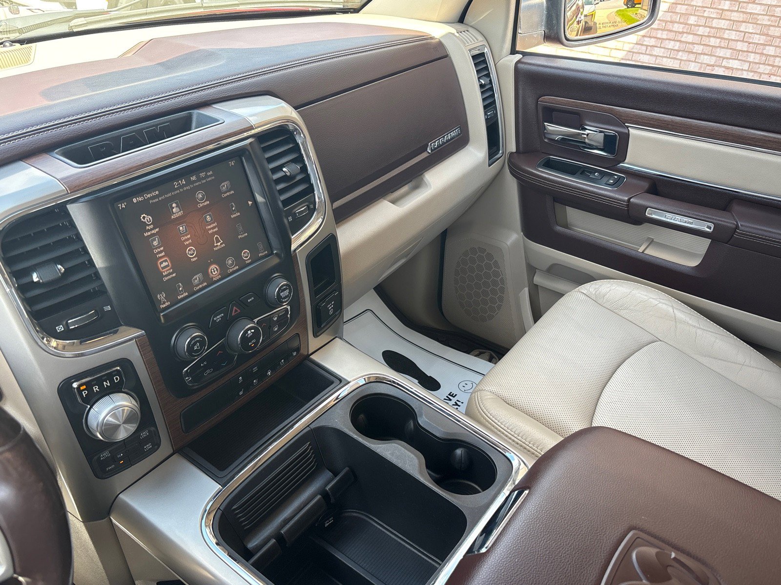 Used 2015 RAM 1500 Laramie image 19