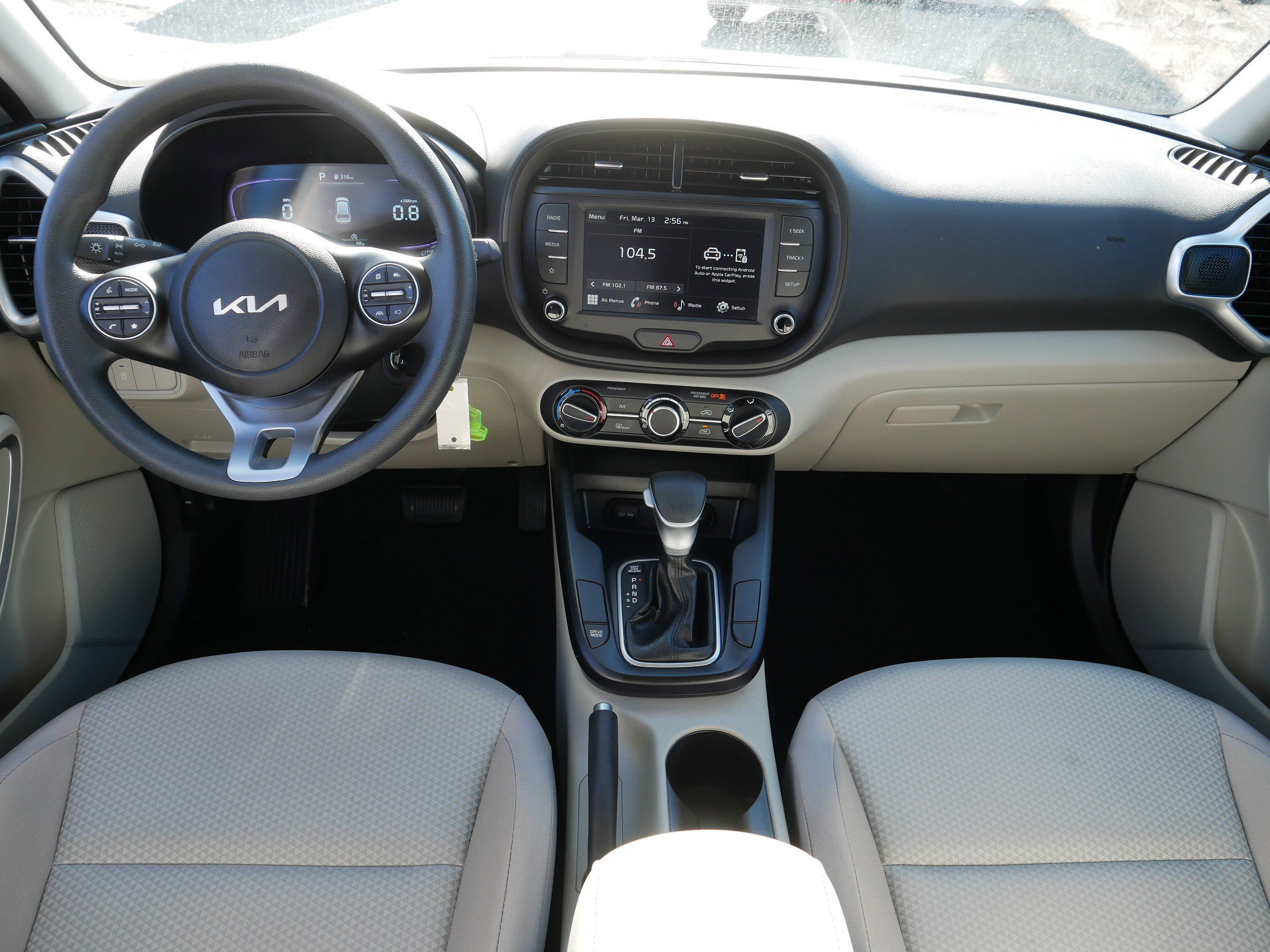 Certified 2025 Kia Soul S image 10