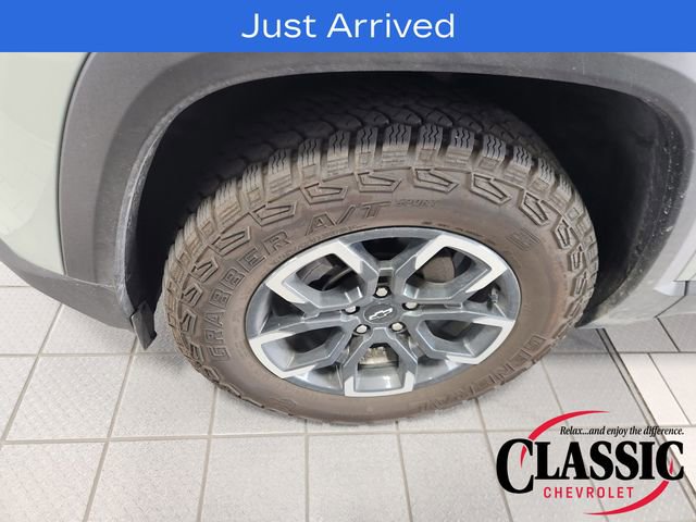 Used 2026 Chevrolet Equinox ACTIV w/ Convenience Package III FWD image 11