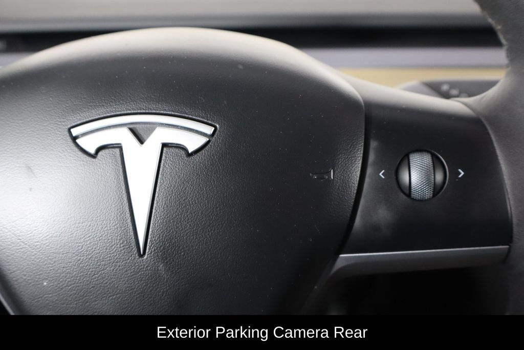 Used 2023 Tesla Model Y Long Range AWD/4WD image 11