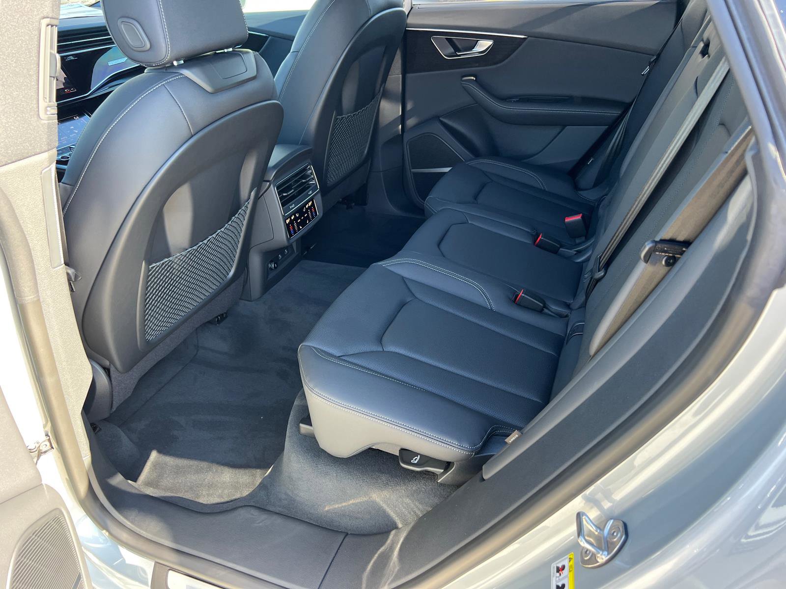 New 2025 Audi Q8 Premium Plus image 14