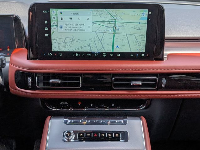 New 2026 Lincoln Aviator Reserve w/ Luxury Package RWD image 17