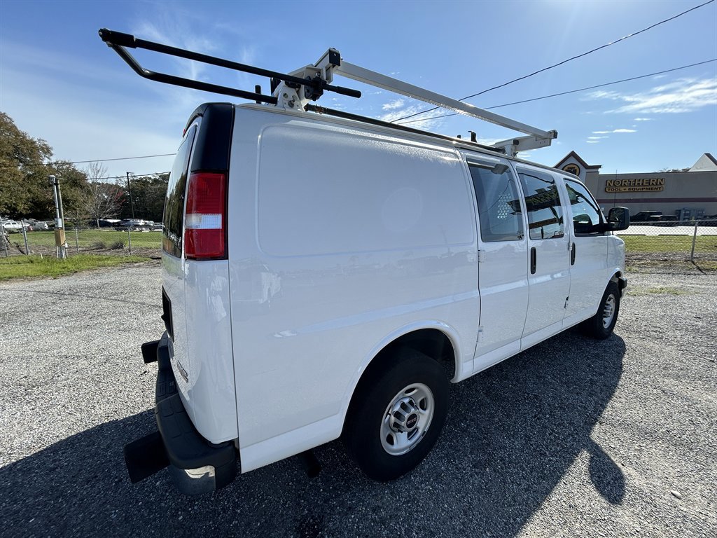 Used 2020 GMC Savana 2500 w/ Driver Convenience Package image 4