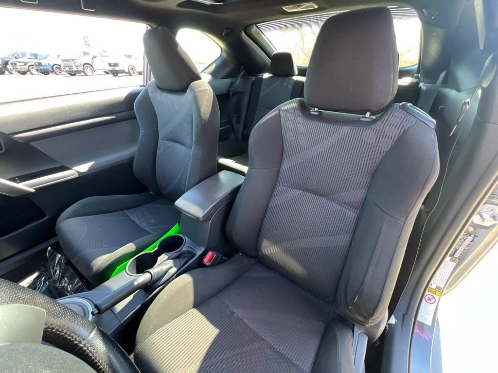 Used 2013 Scion tC FWD image 22