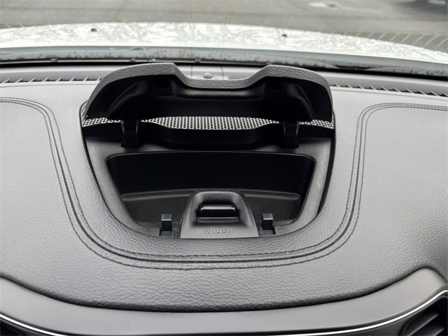 Used 2020 Jeep Cherokee Latitude image 20