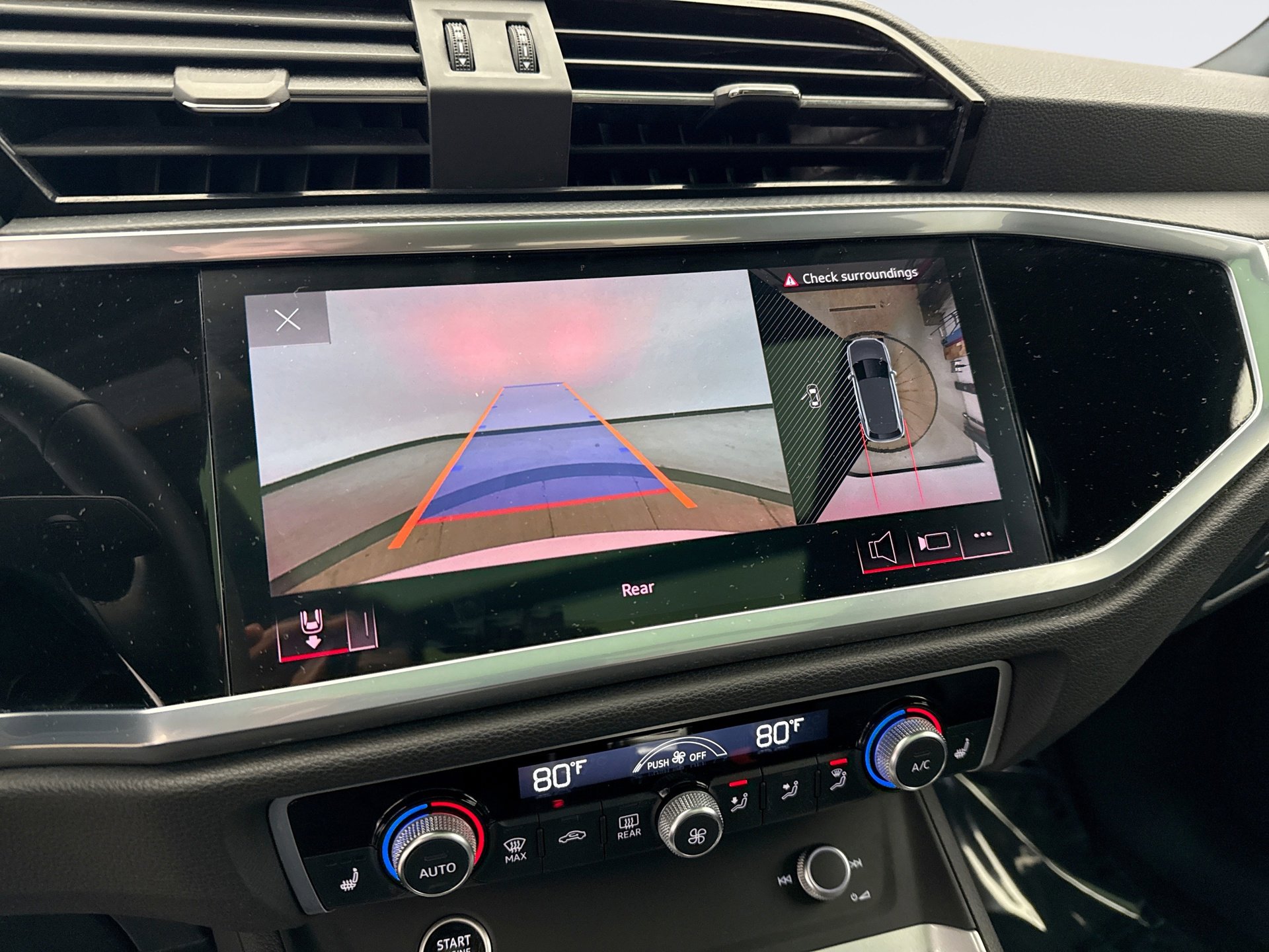 Used 2023 Audi Q3 2.0T Premium Plus image 16