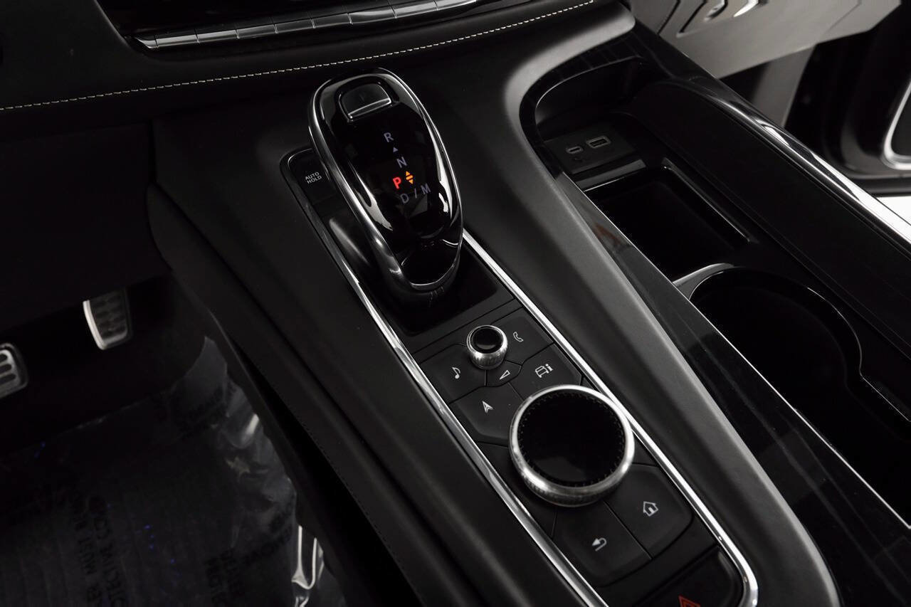 Used 2023 Cadillac Escalade V image 18