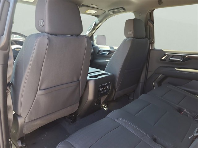 New 2026 Chevrolet Suburban LS image 15